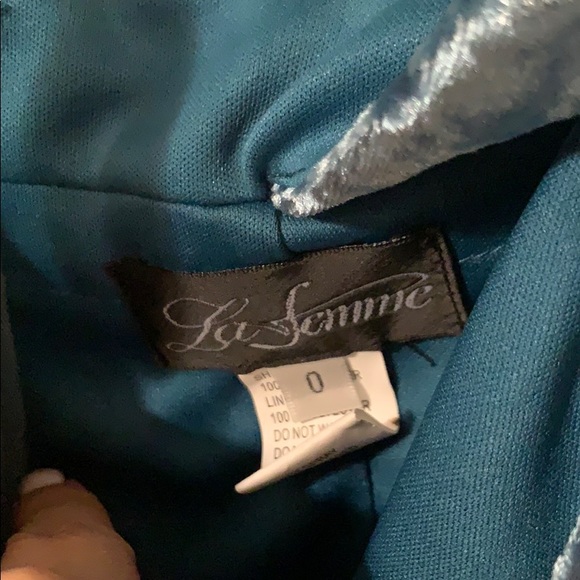 Velvet prom dress - Picture 3 of 3